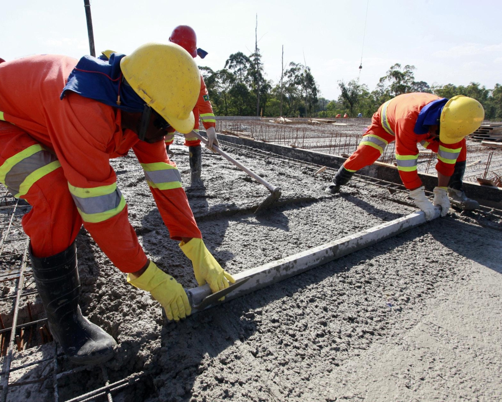 Polnaat holdings construction